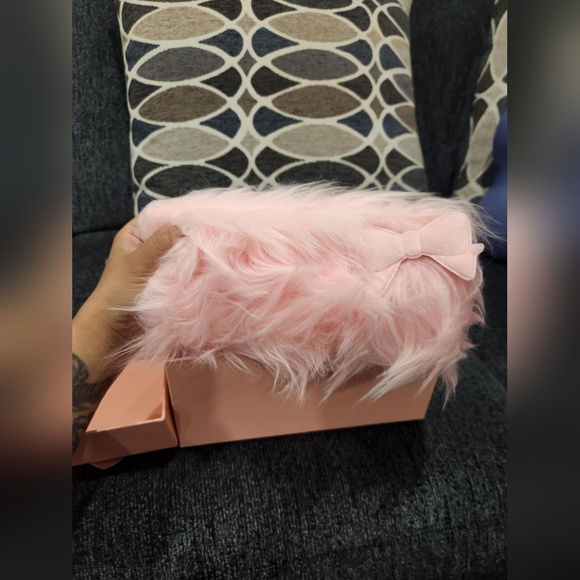 Gentle Monster Baby Pony - Picture 4 of 5